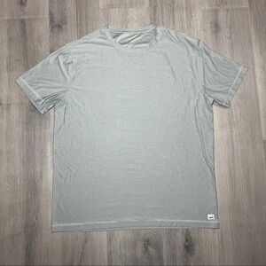 Vuori shirt XL